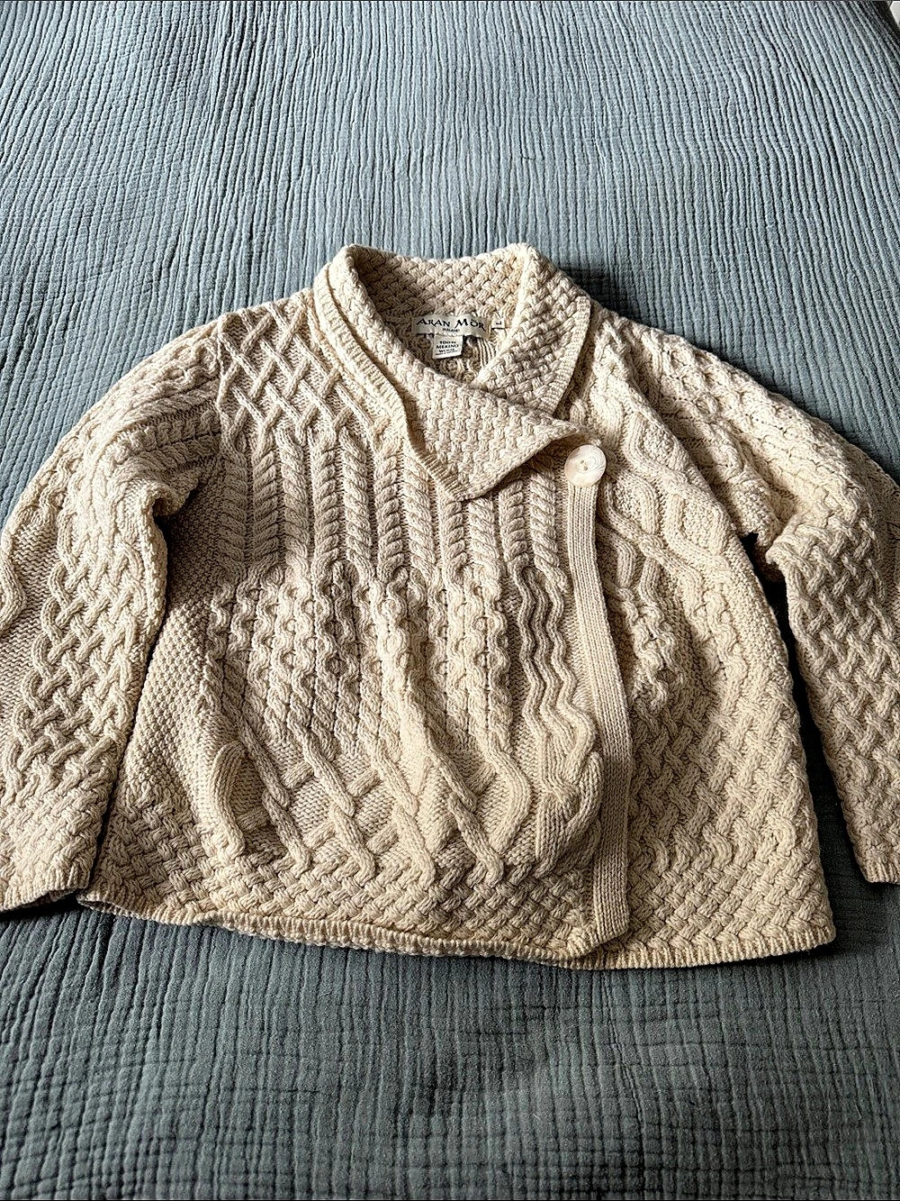 Aran Mór Aran Knit Cardigan in Cream Size Large